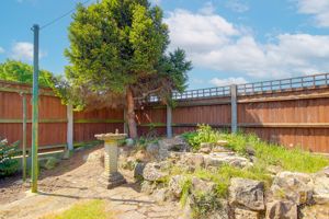 Photo 19- click for photo gallery